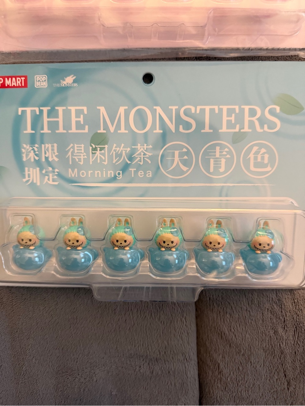 Limited edition 2 sets of The Monsters “Morning Tea “ Popbeans in pink and blue. - Picture 2 of 6